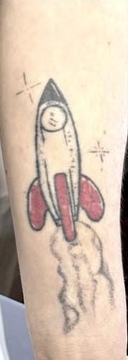 Ancien tatouage avant le cover-up, transformation 01