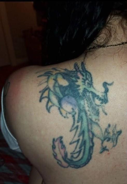 Ancien tatouage avant le cover-up, transformation 07